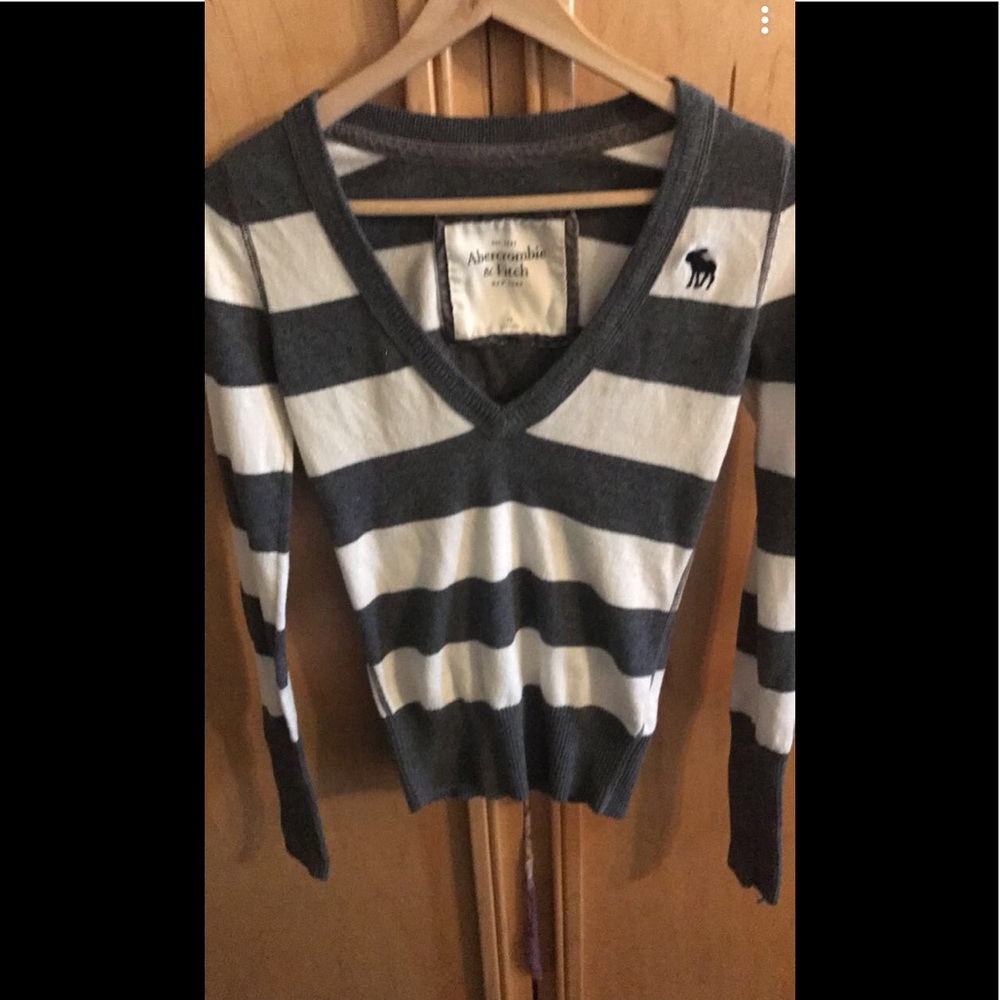Abercrombie & Fitch Sweater